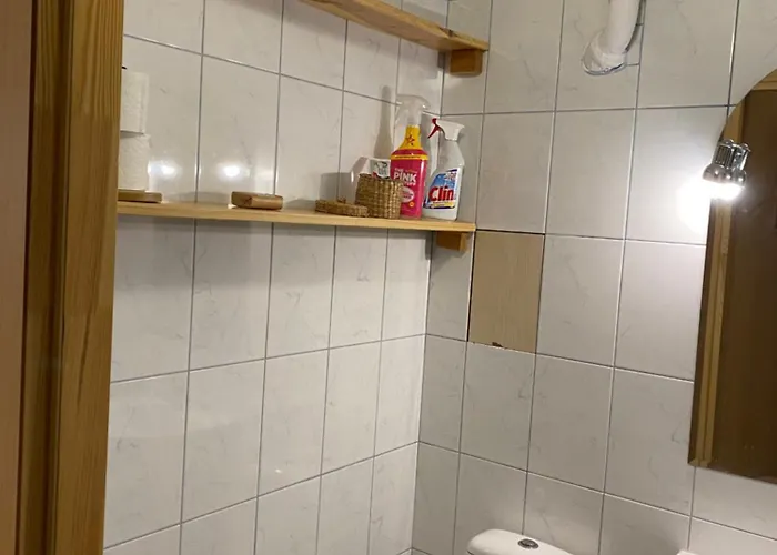 Lägenhet Male Mieszkanie W Centrum Miasta Bezplatny Parking Częstochowa